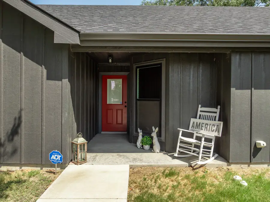 100 Hoover Avenue, Whitney, TX 76692 - #3