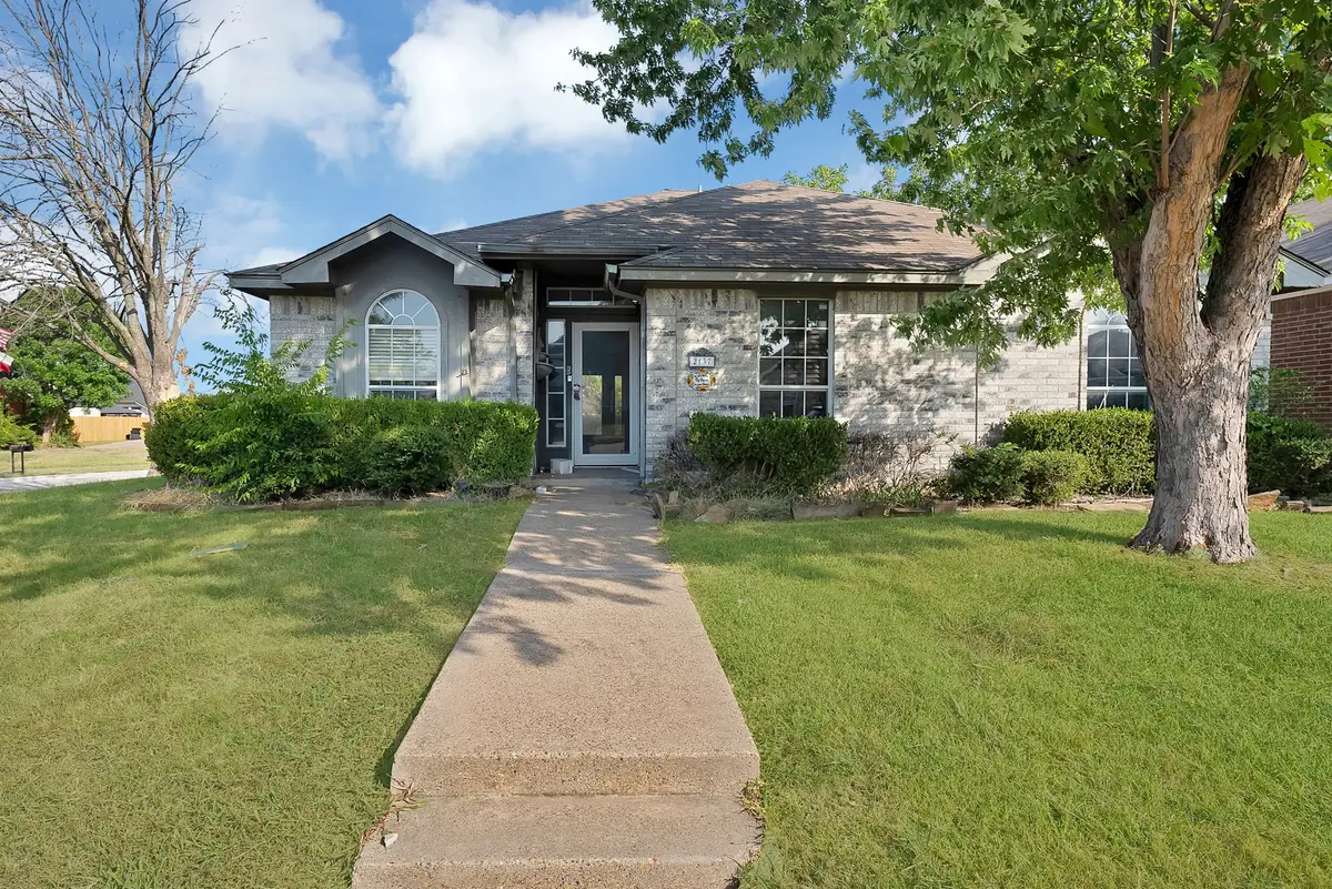 2137 Emerald Oaks, Mesquite, TX 75181 - #1