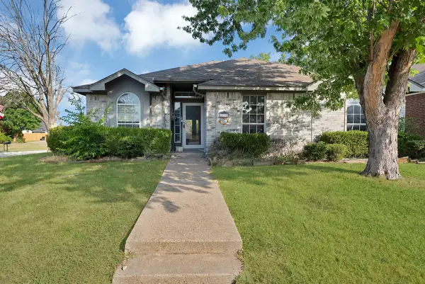 2137 Emerald Oaks, Mesquite, TX 75181