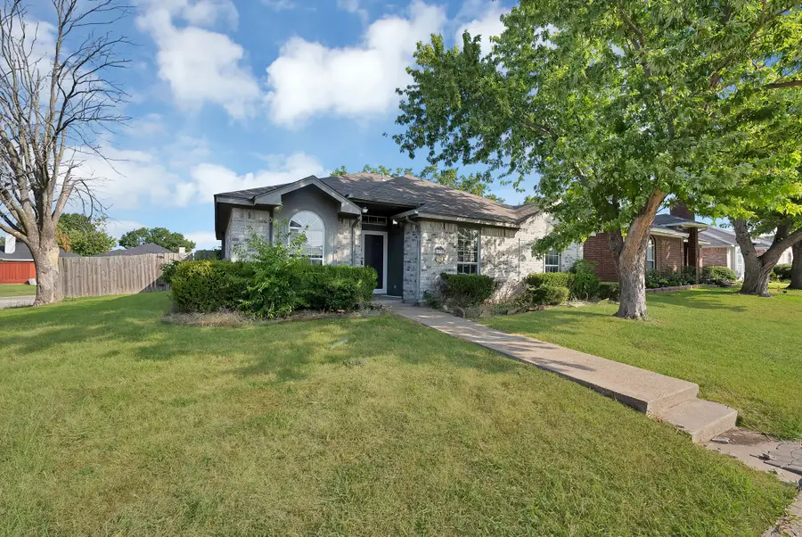 2137 Emerald Oaks, Mesquite, TX 75181 - #3