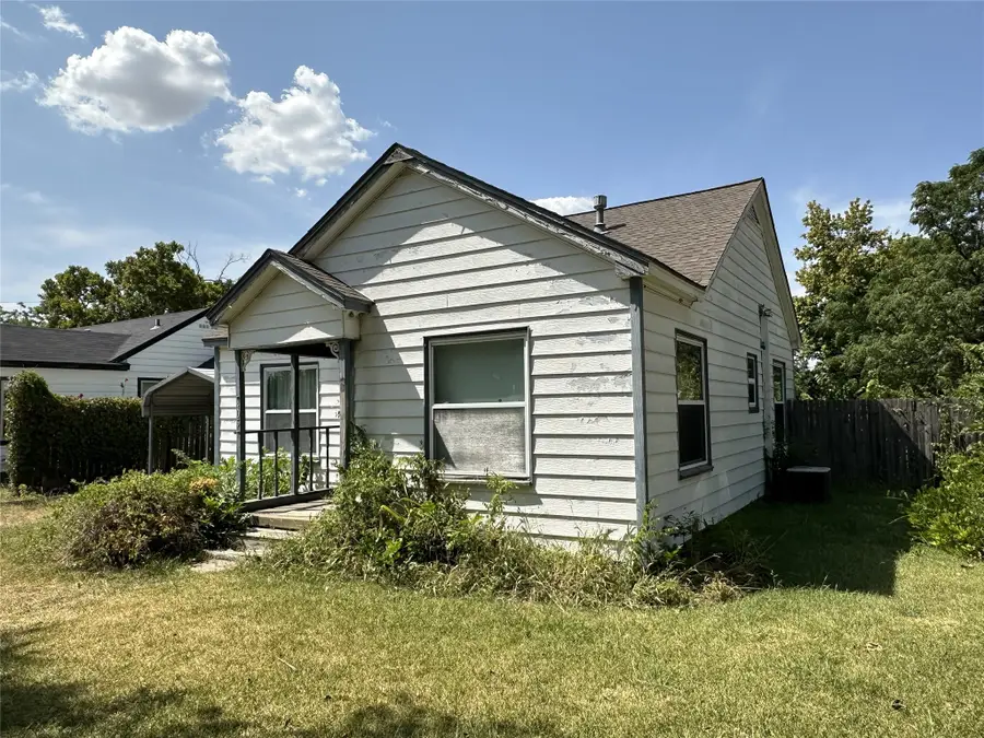 405 W Avenue E, Garland, TX 75040 - #3