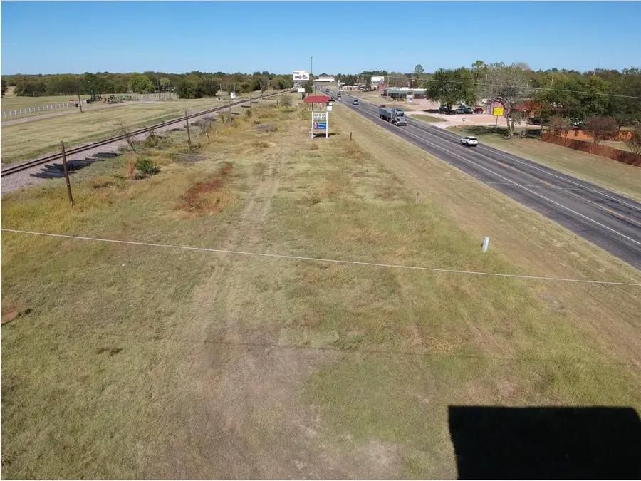 000 Ray Roberts Parkway, Tioga, TX 76271 - #2