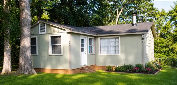 841 Dogwood Trail, Logansport, LA 71049