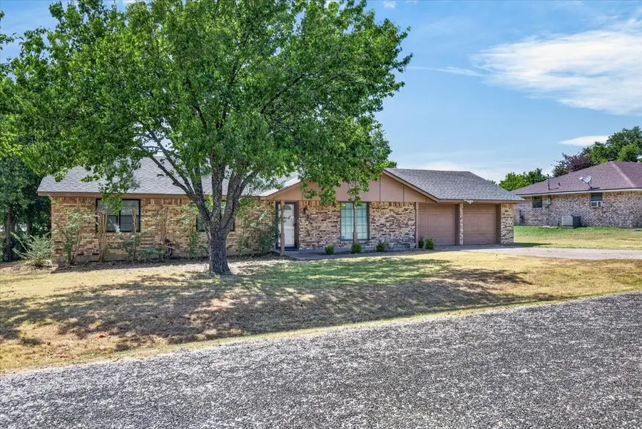 164 Creekview Drive E, Red Oak, TX 75154 - #2