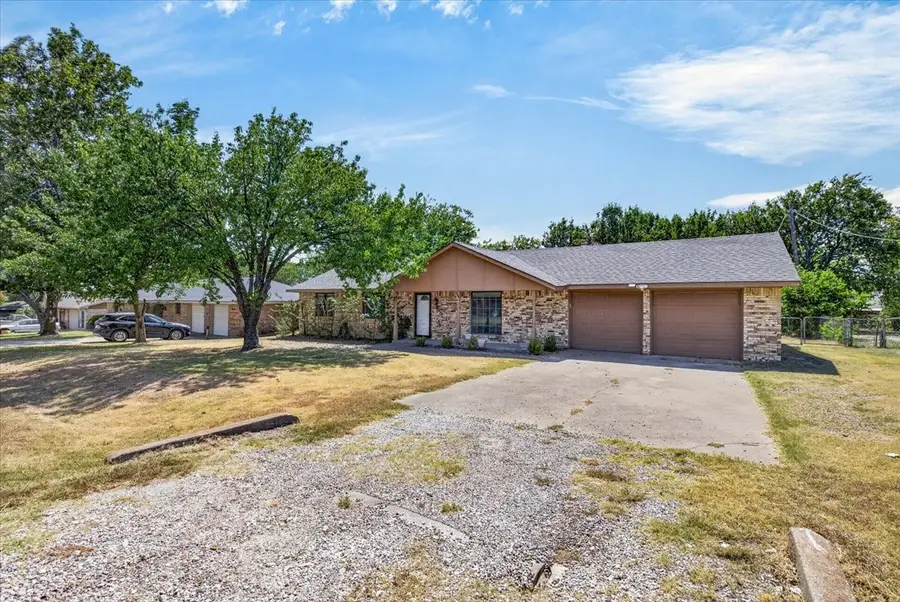 164 Creekview Drive E, Red Oak, TX 75154 - #3
