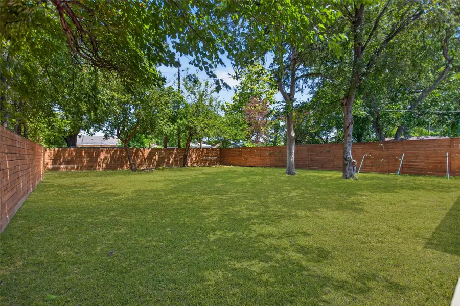 2511 Gladstone Drive, Dallas, TX 75211 - #3