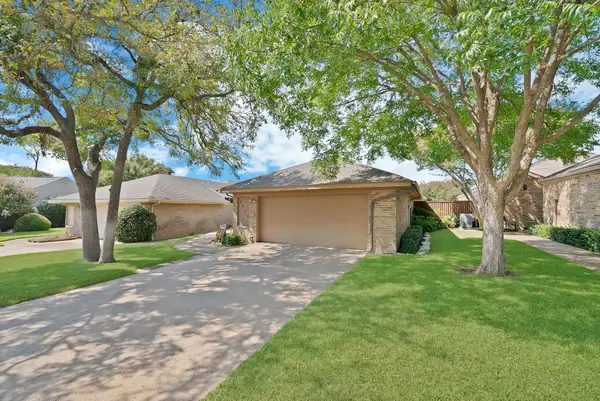 4021 Winter Park Lane, Addison, TX 75001