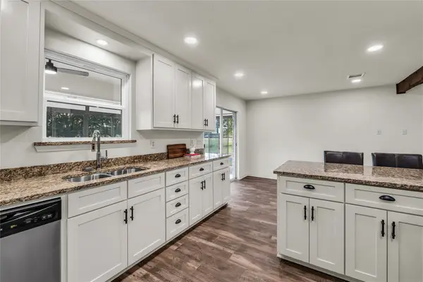 299 Aggie Way, China Spring, TX 76633