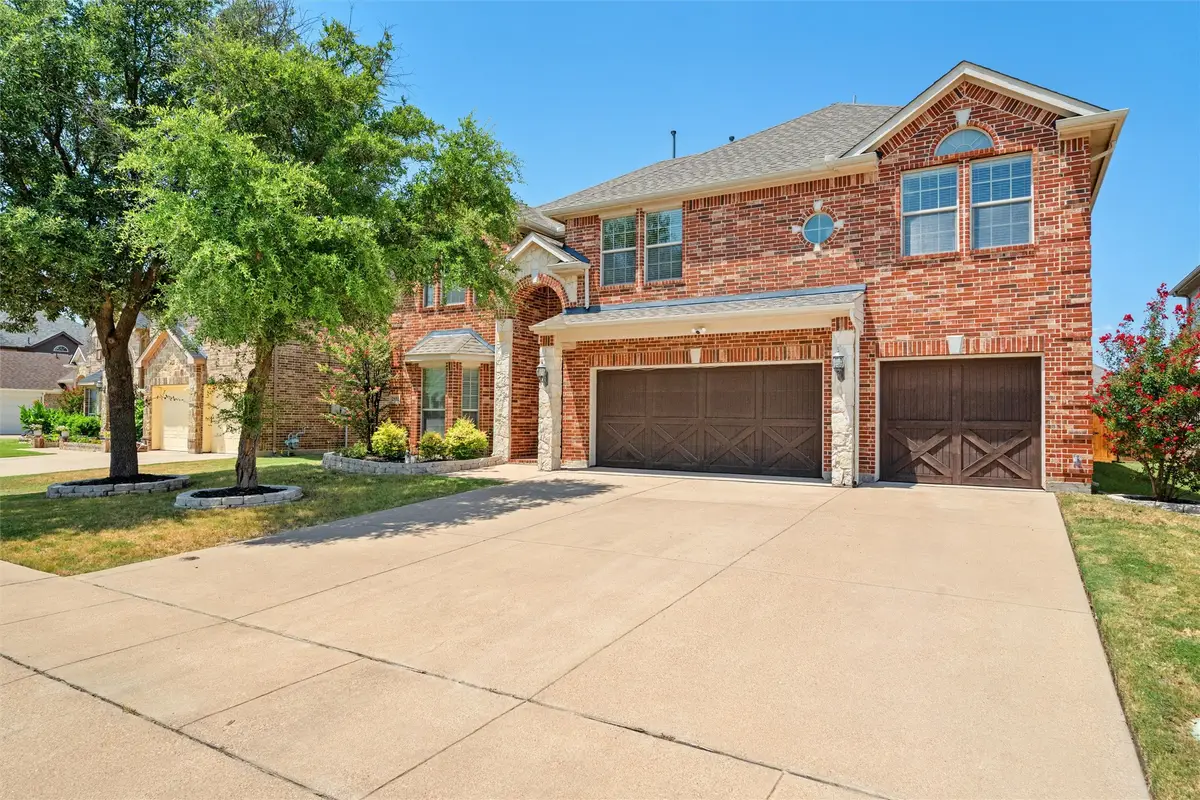 2932 Montalbo, Grand Prairie, TX 75054 - #1