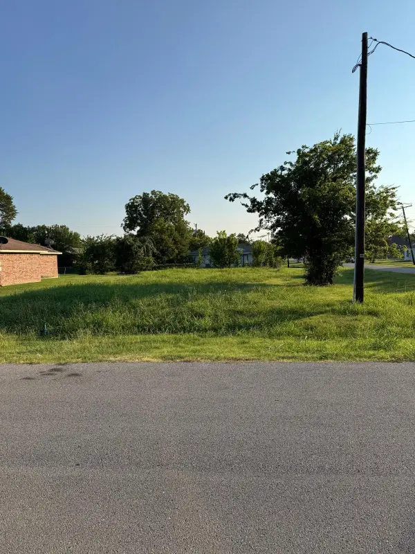 600 E Buffalo Street, Forney, TX 75126