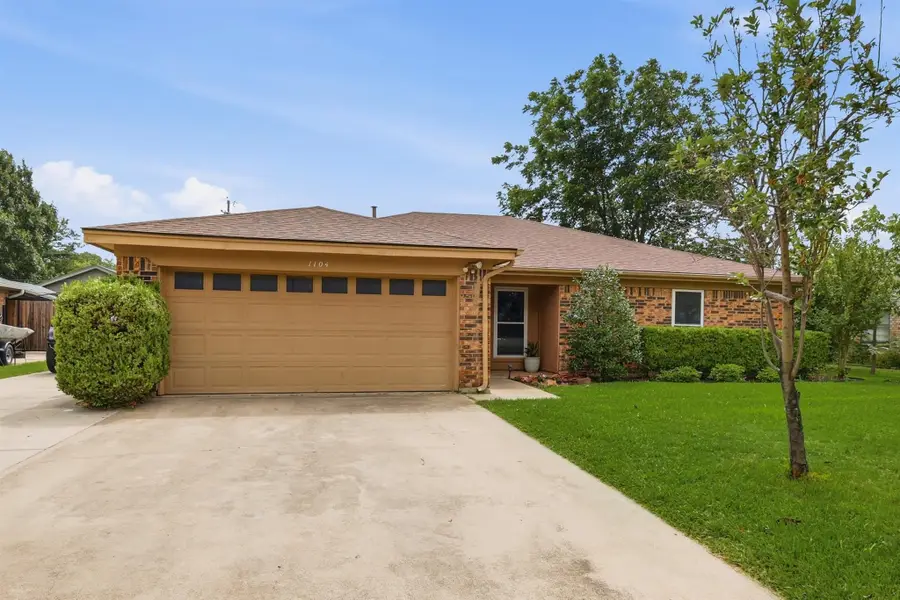 1104 Monterrey Street, Bedford, TX 76022 - #3