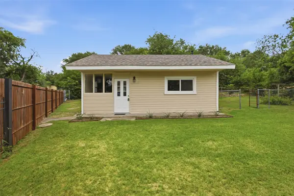 2264 Fritz Allen Street, Sansom Park, TX 76114