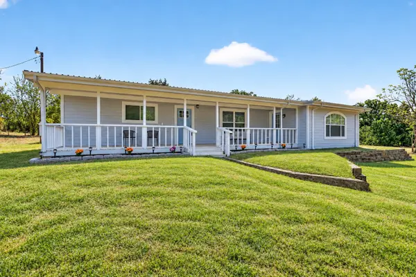 795 Meadow Road, Springtown, TX 76082