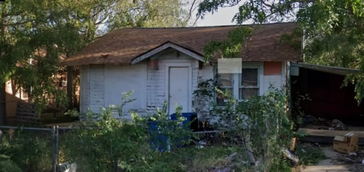 204 E Alabama Avenue, Sweetwater, TX 79556 - #1
