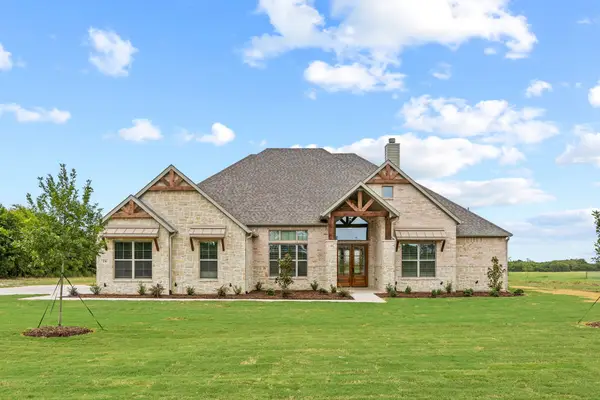 147 Cr 207, Valley View, TX 76272
