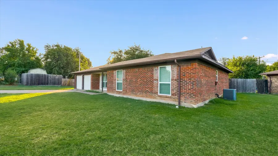 1500 High Ridge Road, Benbrook, TX 76126 - #3
