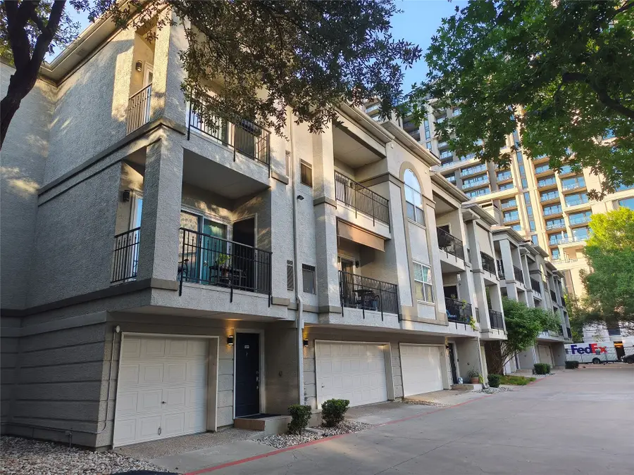 2201 Wolf Street #2205, Dallas, TX 75201 - #3