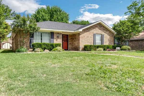 2207 Glen Forest Lane, Plano, TX 75023