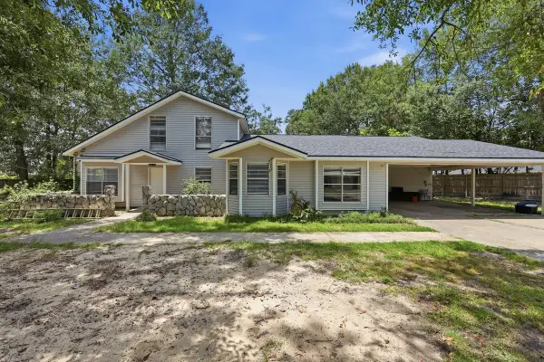 415 County Road 758, Buna, TX 77612