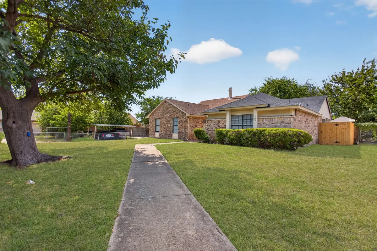 303 Liberty Place, Grand Prairie, TX 75052 - #1