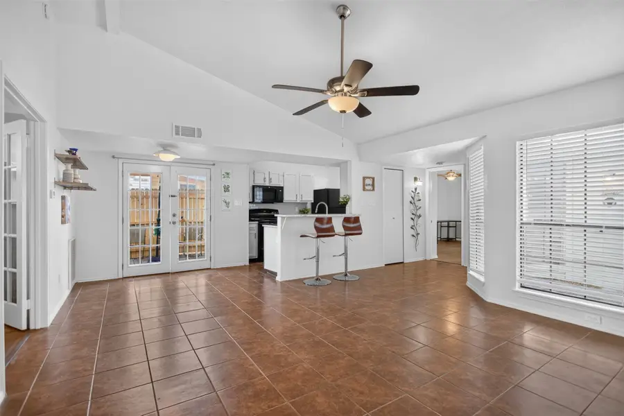 303 Liberty Place, Grand Prairie, TX 75052 - #3