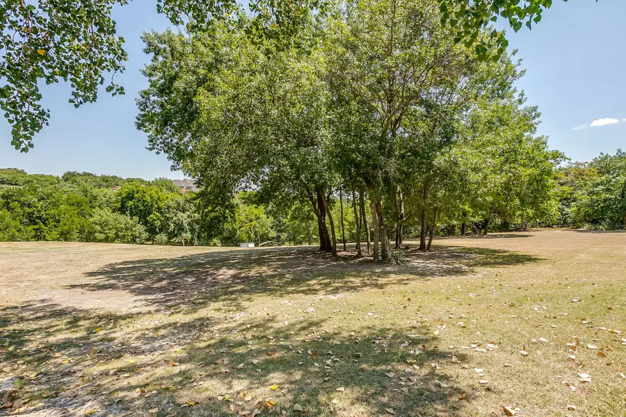 121 Danielle Drive, Hudson Oaks, TX 76087 - #2