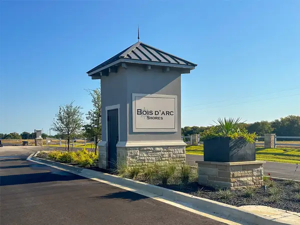 200 Shoreline Drive, Dodd City, TX 75438