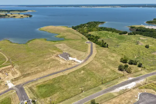 571 Lakeshore Terrace, Windom, TX 75492