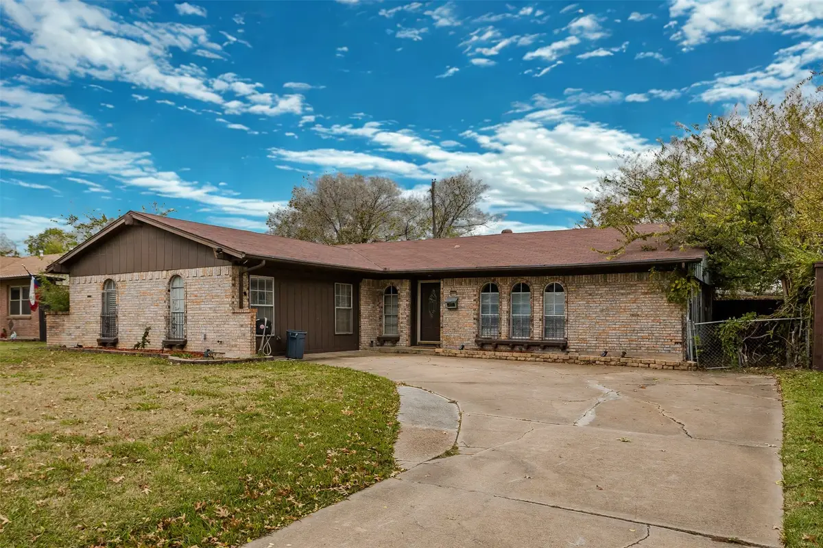 2517 Rosewood Drive, Mesquite, TX 75150 - #1