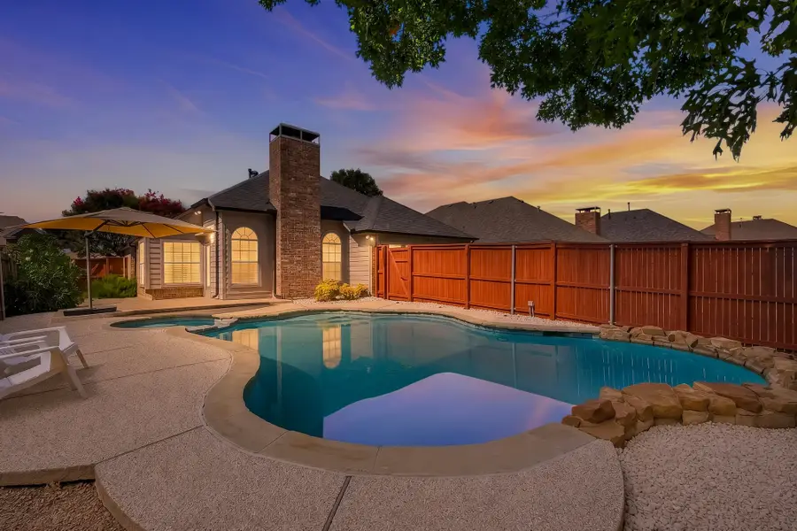 204 Meredith Court, Irving, TX 75063 - #3