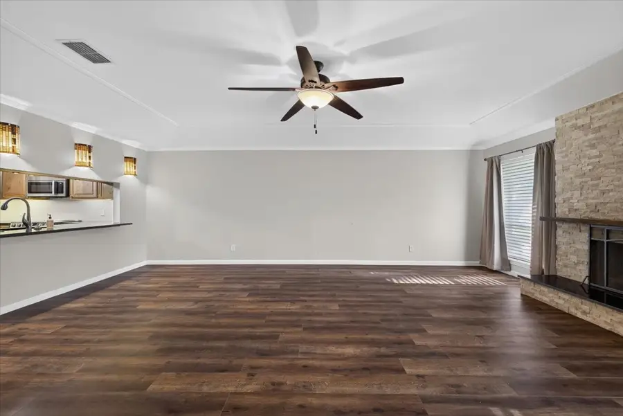 646 St Charles Court, Arlington, TX 76013 - #2