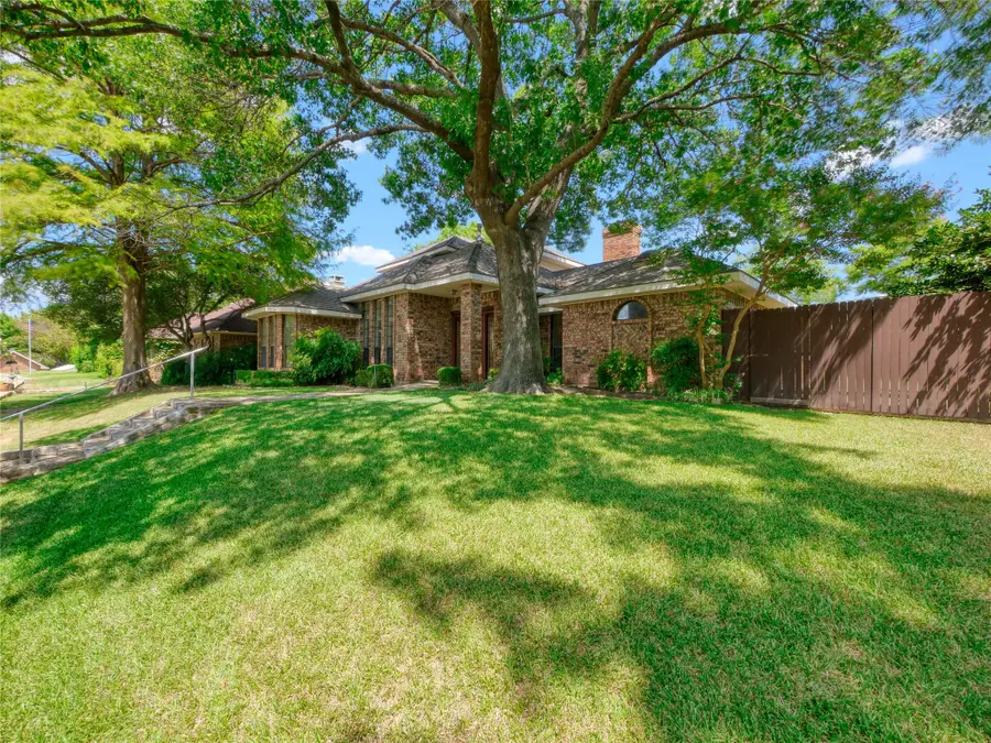 3706 Queenswood Lane, Garland, TX 75040 - #2