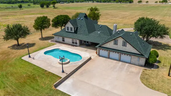 588 Hcr 1231, Whitney, TX 76692