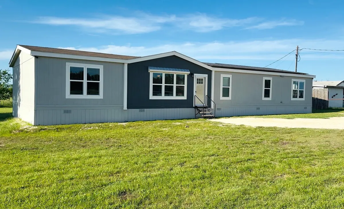 516 Glendale Drive, Godley, TX 76044 - #1