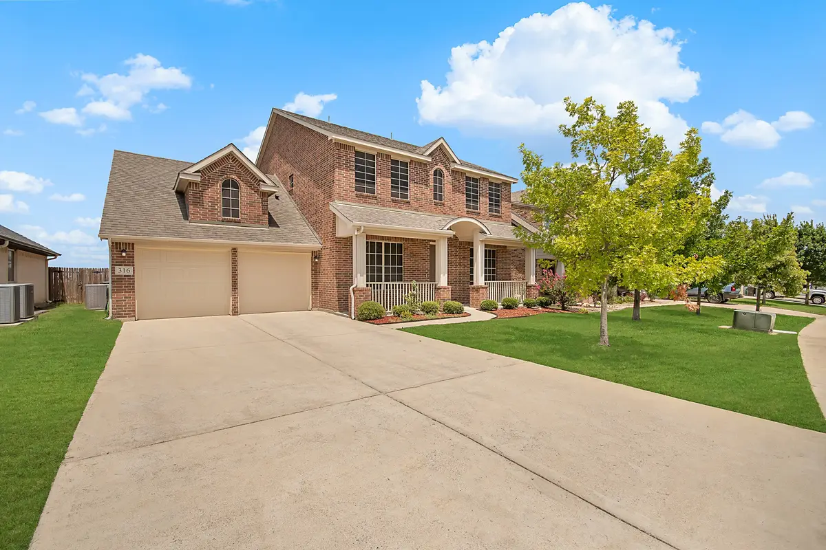 316 Bluffside Trail, Benbrook, TX 76126 - #1