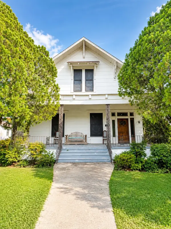 808 E Limestone Avenue, Mart, TX 76664