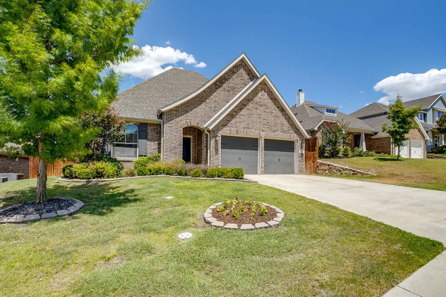 548 Inwood Street, Benbrook, TX 76126 - #2
