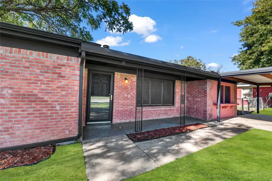 3905 Dakota Trail, Lake Worth, TX 76135 - #2