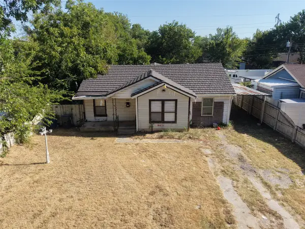 8222 Wes Hodges Road, Dallas, TX 75217