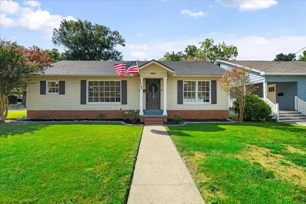 1801 Woodlawn Avenue, Corsicana, TX 75110
