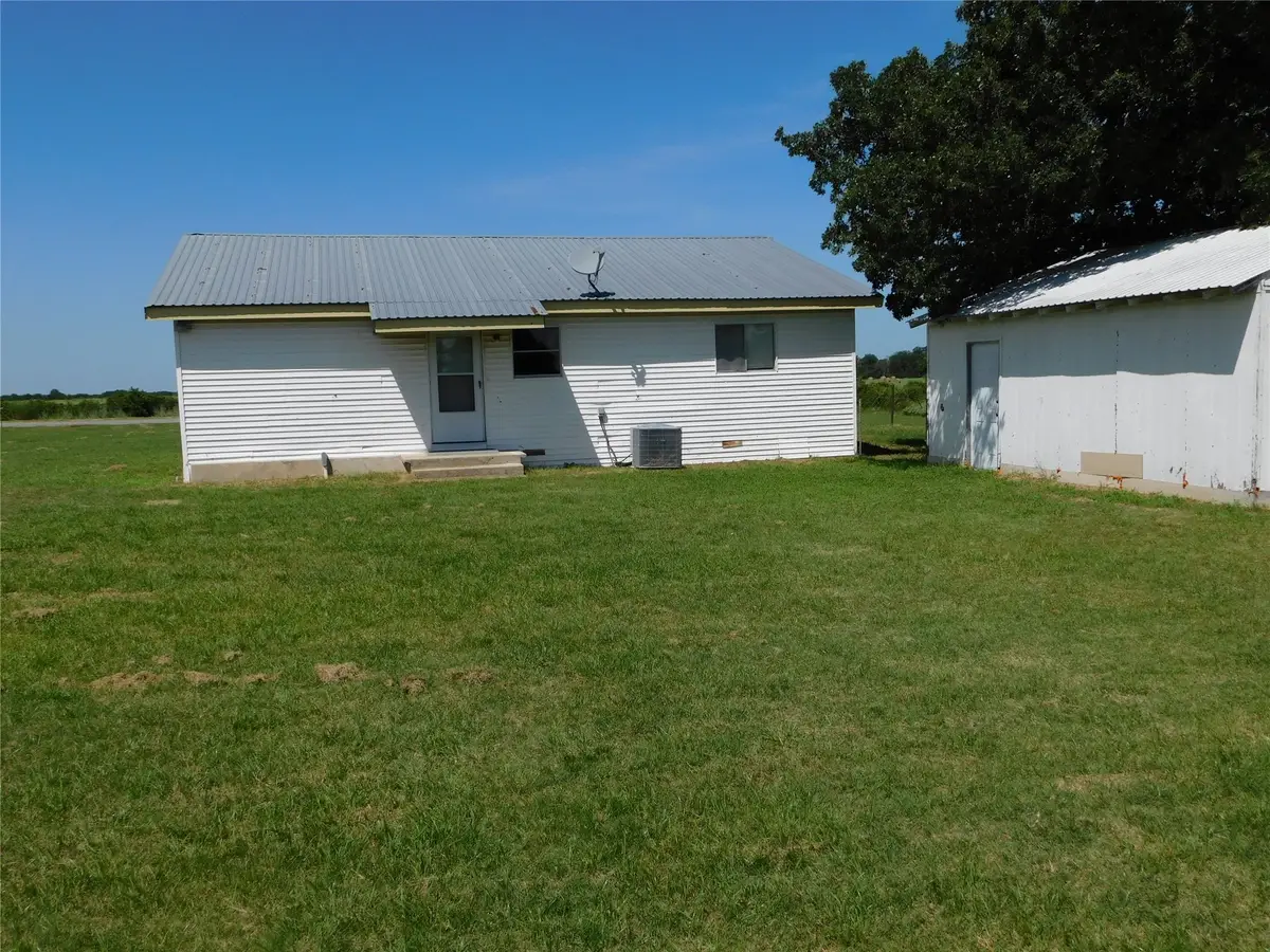 5401 Hwy 36, Comanche, TX 76442 - #1