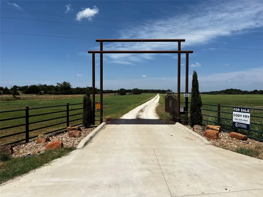 4732 W Us Highway 79, Franklin, TX 77856 - #2