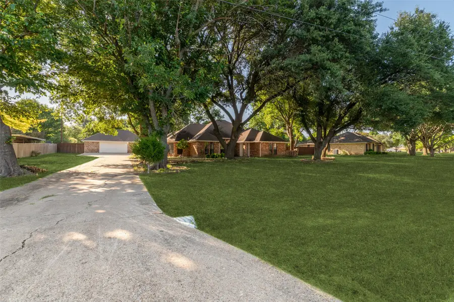 901 Winding Creek Trail, Oak Leaf, TX 75154 - #3