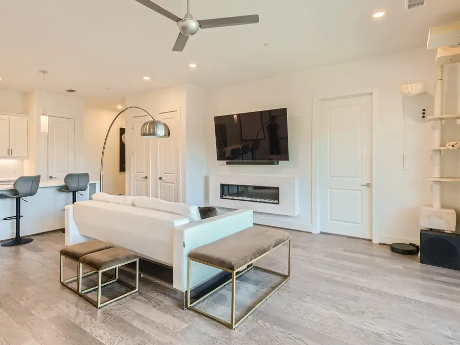 15875 Spectrum Drive #2101, Addison, TX 75001 - #2