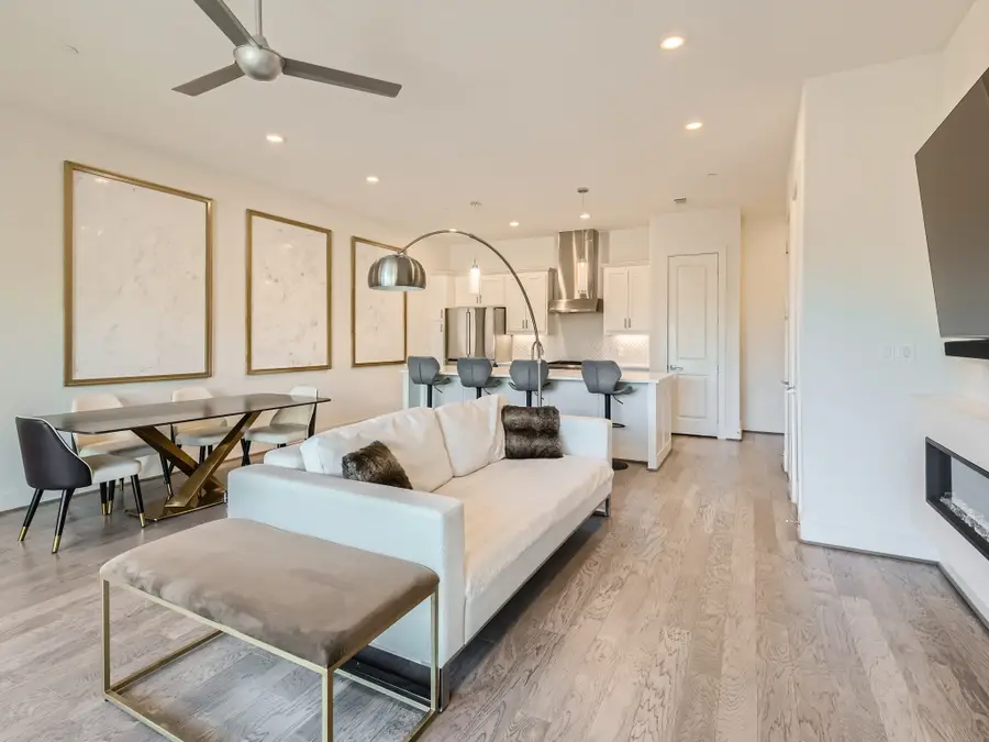 15875 Spectrum Drive #2101, Addison, TX 75001 - #3