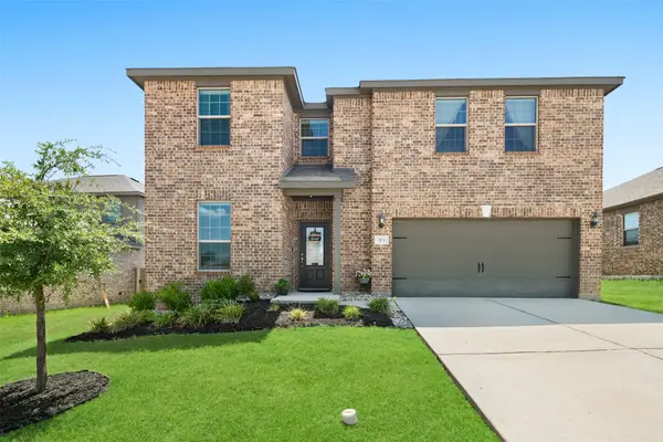 313 Wandering Stream Way, Princeton, TX 75407