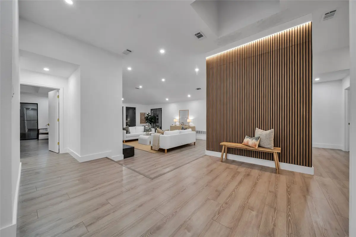 7001 Rocky Top Circle, Dallas, TX 75252 - #1