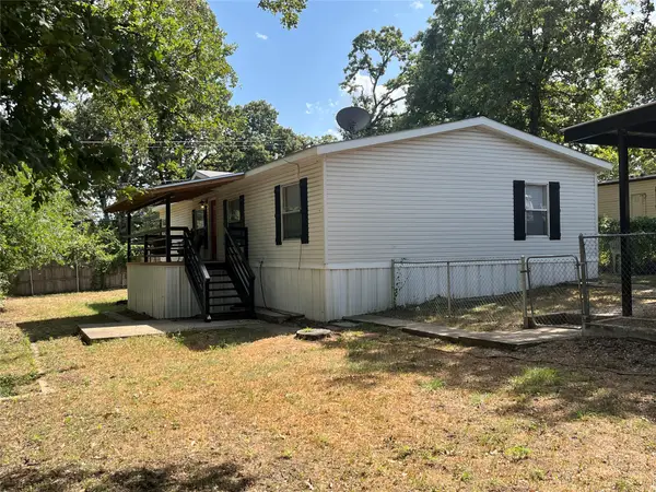 4322 Bradley Lane, Arlington, TX 76017