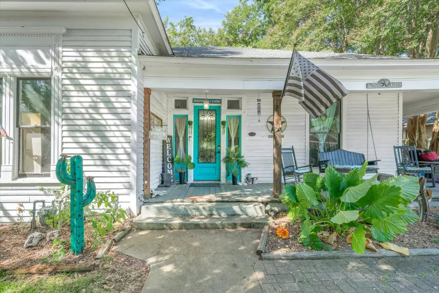 105 Johnson Street, Terrell, TX 75160 - #2