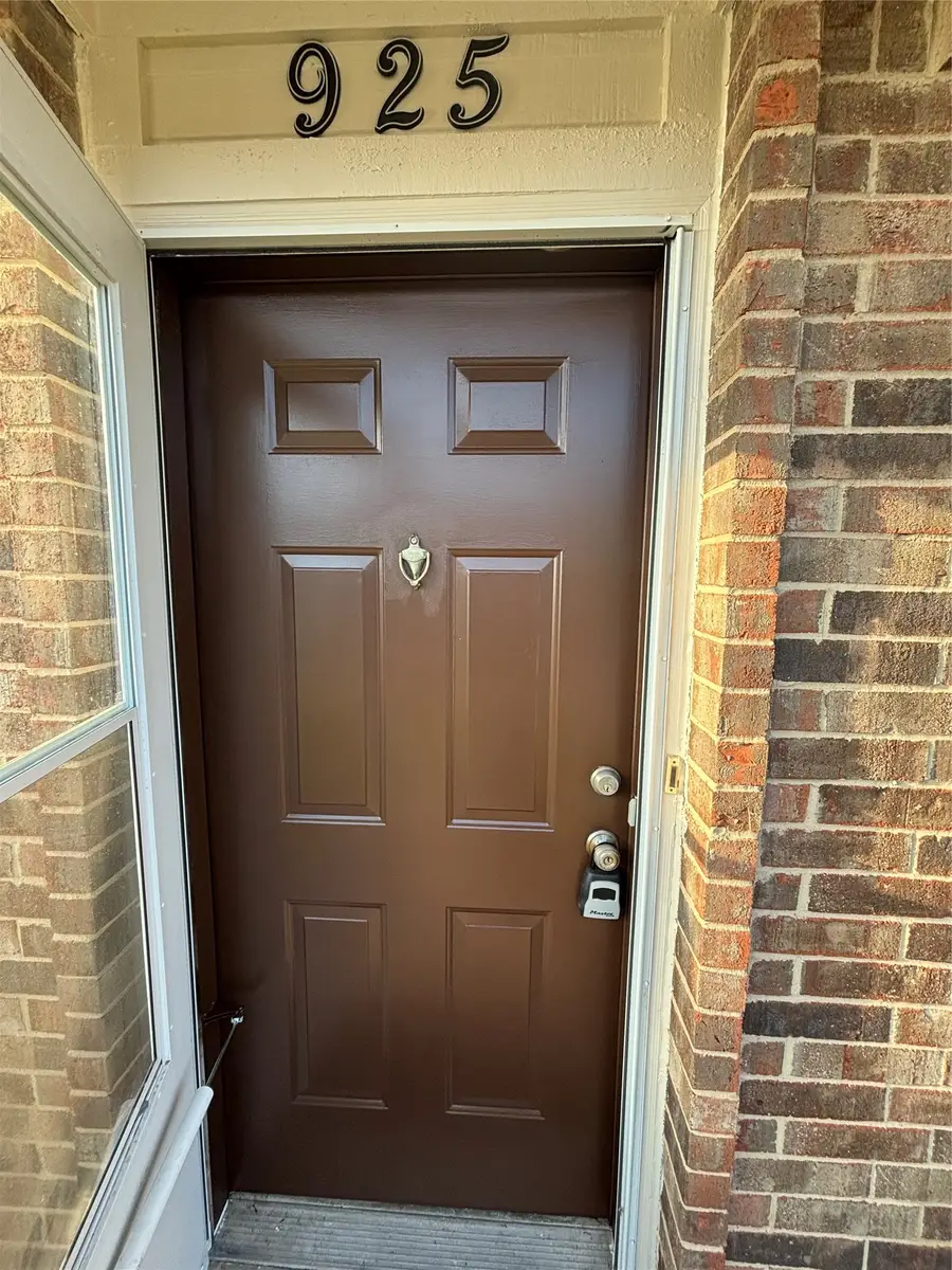 925 Cedar Terrace, Cedar Hill, TX 75104 - #2